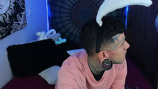 cleoo jhonny online show from 11/07/25, 06:46