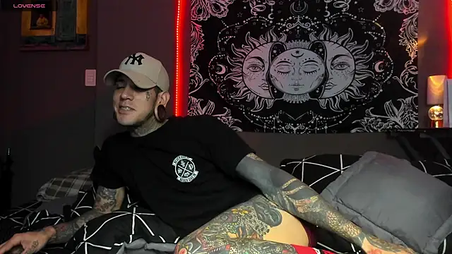 cleoo jhonny online show from 04/13/26, 06:52