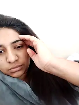 Your Girl Zara online show from 10/21/25, 08:48