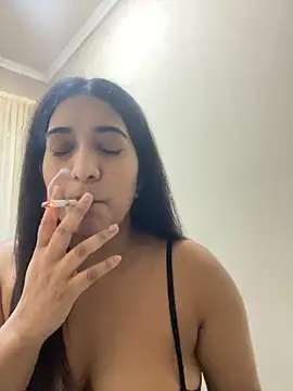 Your Girl Zara online show from 11/18/25, 04:11