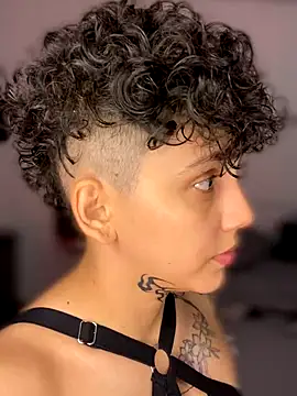 Snapshot of Abby_Evanns1 chatting on 11/25/25, 02:22 Abby Evanns1 online show from 11/25/25, 02:22