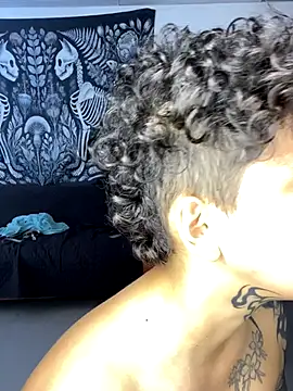 Snapshot of Abby_Evanns1 chatting on 12/14/25, 04:34 Abby Evanns1 online show from 12/14/25, 04:34