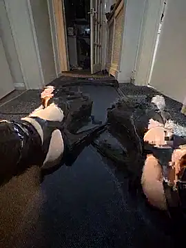 X Tallulah X online show from 10/21/25, 05:46