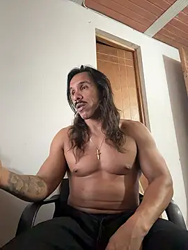 Snapshot of caiiobahia chatting on 01/12/26, 02:17 caiiobahia online show from 01/12/26, 02:17