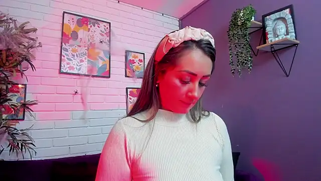 Snapshot of Sofia__Stk chatting on 11/06/25, 03:07 Sofia Stk online show from 11/06/25, 03:07