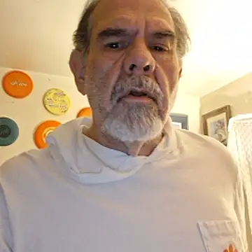 Snapshot of pena633 chatting on 11/07/25, 01:27 pena633 online show from 11/07/25, 01:27