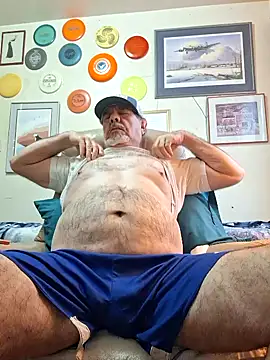 Snapshot of pena633 chatting on 12/01/25, 01:38 pena633 online show from 12/01/25, 01:38