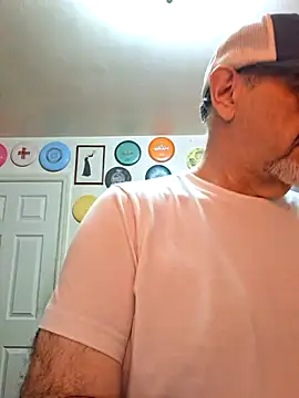 Snapshot of pena633 chatting on 12/02/25, 01:44 pena633 online show from 12/02/25, 01:44