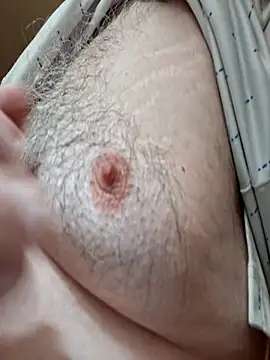 Snapshot of pena633 chatting on 12/16/25, 03:22 pena633 online show from 12/16/25, 03:22