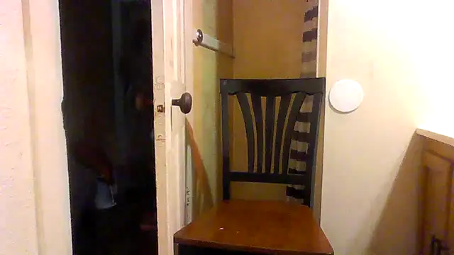 Snapshot of xoxokehlani chatting on 12/01/25, 01:10 xoxokehlani online show from 12/01/25, 01:10