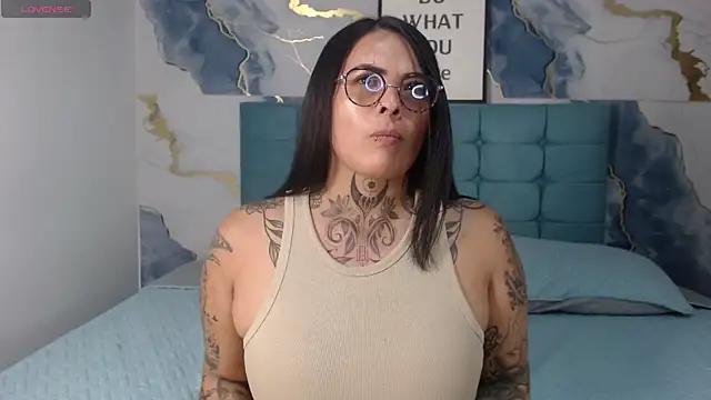 Snapshot of Melody_jazz chatting on 10/20/25, 08:42 Melody jazz online show from 10/20/25, 08:42