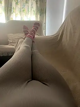 Rubia divina7 online show from 11/18/25, 10:52