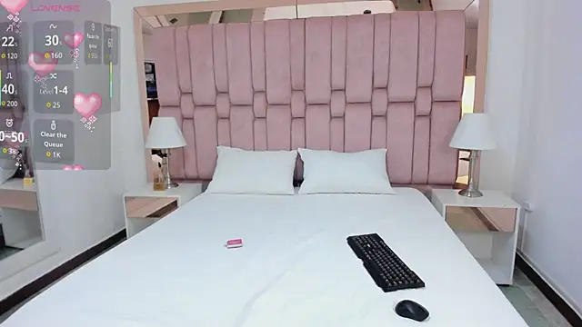 Snapshot of Scarletgod chatting on 01/07/26, 08:11 Scarletgod online show from 01/07/26, 08:11