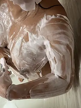 Snapshot of gatitalocahot chatting on 03/08/26, 05:39 gatitalocahot online show from 03/08/26, 05:39