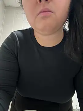 Snapshot of gatitalocahot chatting on 03/12/26, 02:12 gatitalocahot online show from 03/12/26, 02:12