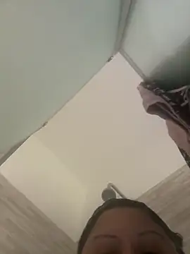 Snapshot of gatitalocahot chatting on 04/23/26, 03:36 gatitalocahot online show from 04/23/26, 03:36