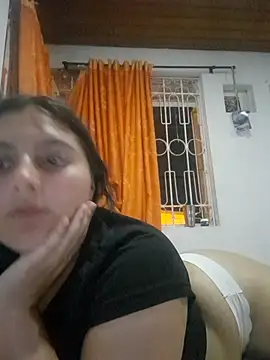 Snapshot of Layla_Latina chatting on 01/13/26, 01:55 Layla Latina online show from 01/13/26, 01:55