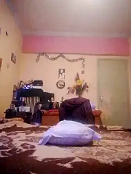 Snapshot of Mairi702 chatting on 11/07/25, 04:45 Mairi702 online show from 11/07/25, 04:45