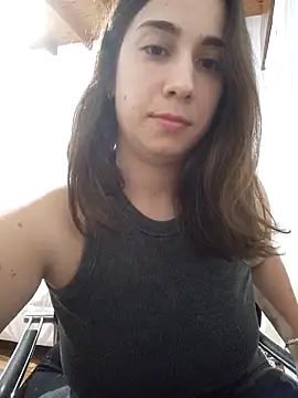 Snapshot of sophiep_argen chatting on 10/21/25, 02:23 sophiep argen online show from 10/21/25, 02:23