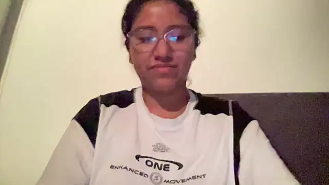 Kmiii21 online show from 11/30/25, 07:01