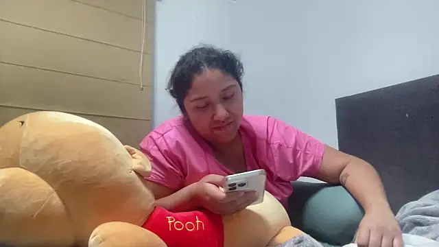 Kmiii21 online show from 12/23/25, 05:05