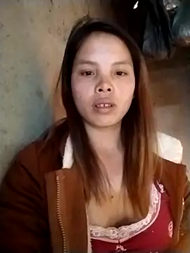 Snapshot of rickkis2k chatting on 11/30/25, 05:11 rickkis2k online show from 11/30/25, 05:11