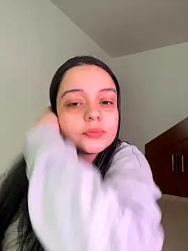 Snapshot of Selena_Roa chatting on 11/26/25, 02:29 Selena Roa online show from 11/26/25, 02:29