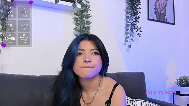 katoo4 online show from 11/10/25, 02:10