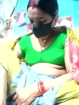 Snapshot of Cuty_sapna chatting on 11/12/25, 02:17 Cuty sapna online show from 11/12/25, 02:17