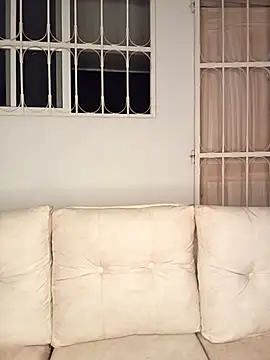 Snapshot of AZ-34666 chatting on 11/13/25, 06:56 AZ-34666 online show from 11/13/25, 06:56