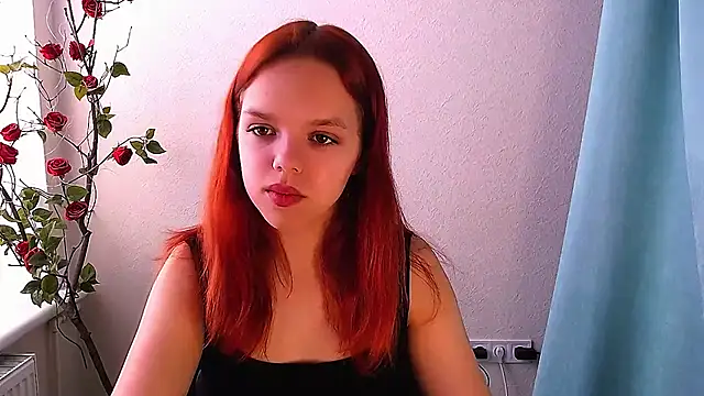 Snapshot of bunny_bloom chatting on 11/05/25, 07:52 bunny bloom online show from 11/05/25, 07:52