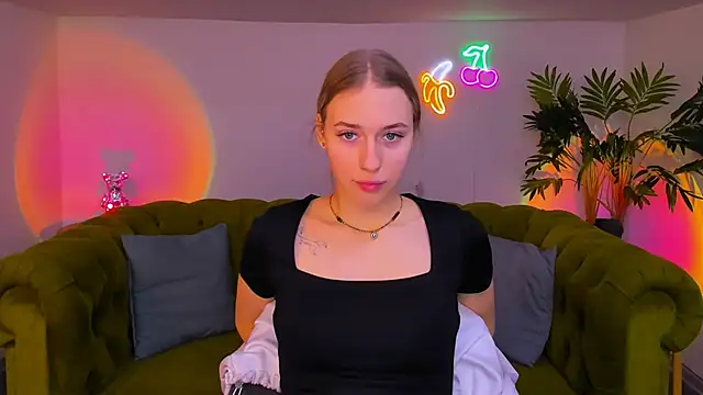 sassy cutie online show from 12/01/25, 06:07