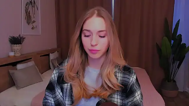 sassy cutie online show from 02/08/26, 03:15