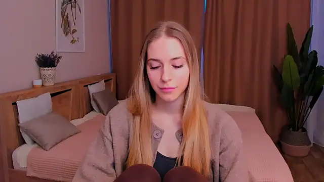 sassy cutie online show from 02/19/26, 03:41