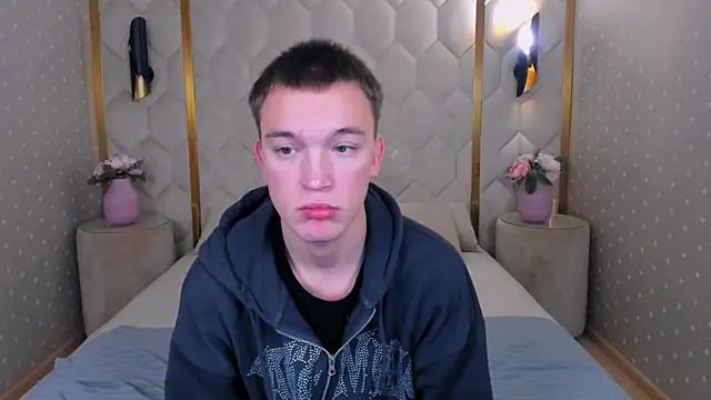 Derek Banville online show from 11/18/25, 01:04