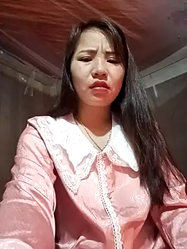 -Lanaa- online show from 12/18/25, 05:08