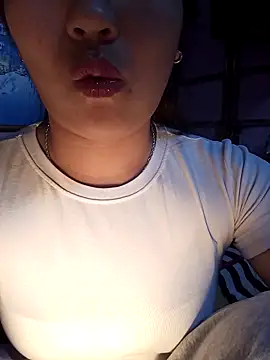 Snapshot of -Lanaa- chatting on 03/07/26, 10:51 -Lanaa- online show from 03/07/26, 10:51