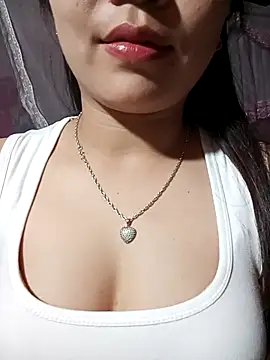 Snapshot of -Lanaa- chatting on 03/22/26, 11:08 -Lanaa- online show from 03/22/26, 11:08