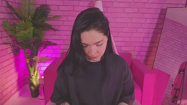 Linda Sweetiest online show from 12/14/25, 12:49