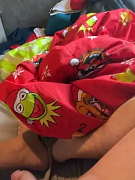 fortheloveofheels74 online show from 11/05/25, 01:33