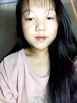 Quynhsumon online show from 05/06/26, 05:57