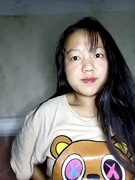 Quynhsumon online show from 05/09/26, 02:22