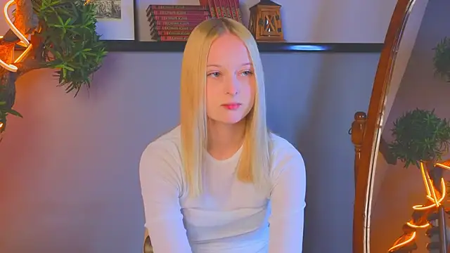 YungLyssy online show from 10/26/25, 03:23