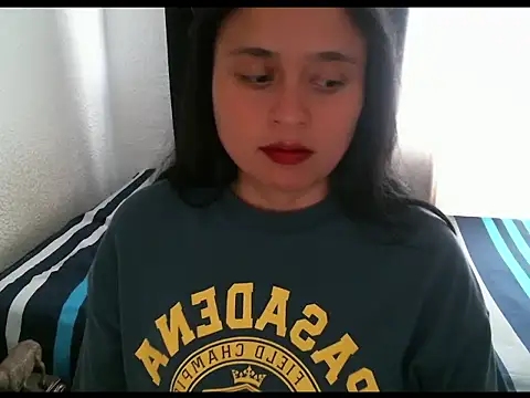 Snapshot of Negritatata chatting on 05/27/26, 04:59 Negritatata online show from 05/27/26, 04:59
