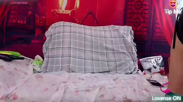 Maomilove1 online show from 11/12/25, 06:14