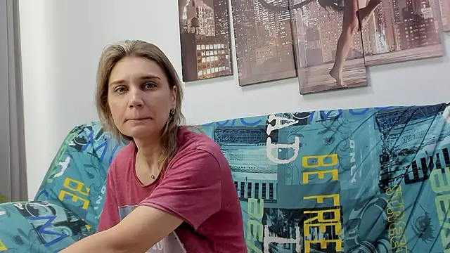 Snapshot of Tenderly_Sophie chatting on 02/04/26, 01:22 Tenderly Sophie online show from 02/04/26, 01:22