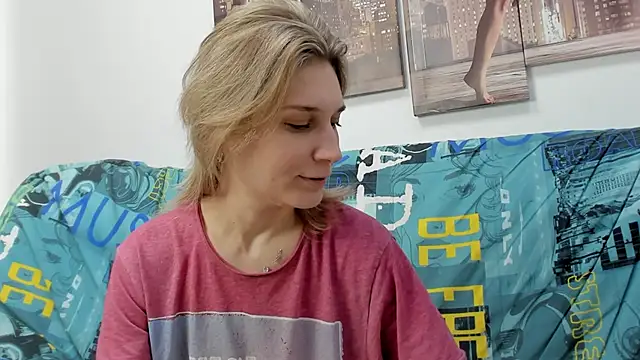 Snapshot of Tenderly_Sophie chatting on 02/06/26, 01:21 Tenderly Sophie online show from 02/06/26, 01:21