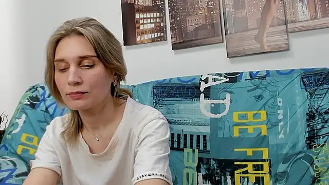 Snapshot of Tenderly_Sophie chatting on 02/20/26, 06:26 Tenderly Sophie online show from 02/20/26, 06:26