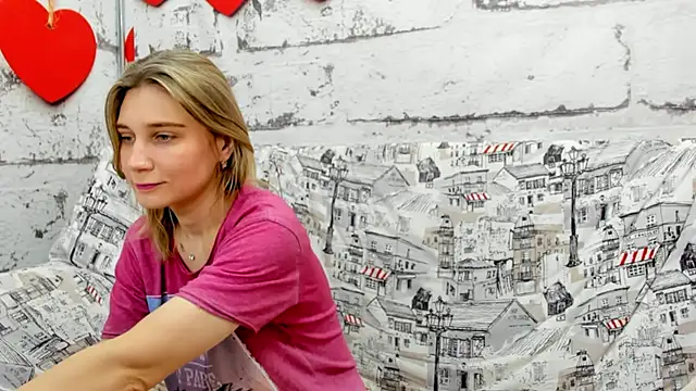 Snapshot of Tenderly_Sophie chatting on 03/10/26, 02:27 Tenderly Sophie online show from 03/10/26, 02:27