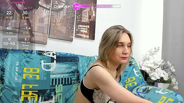 Snapshot of Tenderly_Sophie chatting on 04/08/26, 01:27 Tenderly Sophie online show from 04/08/26, 01:27